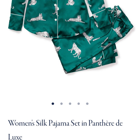 Elegant Panther Print Silk Pajama Set - Green - Picture 1 of 8